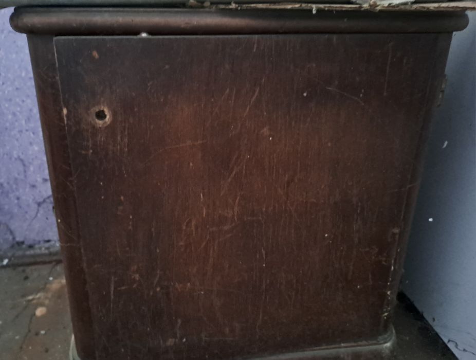 Dulapior vechi lemn stejar