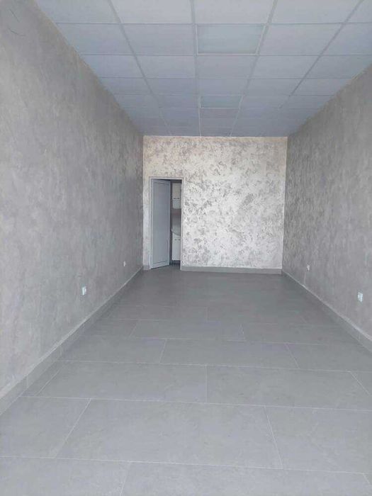 Продава се Магазин в Пловдив, Гагарин - 33 кв.м за 1750 €/кв.м - Снимка #2