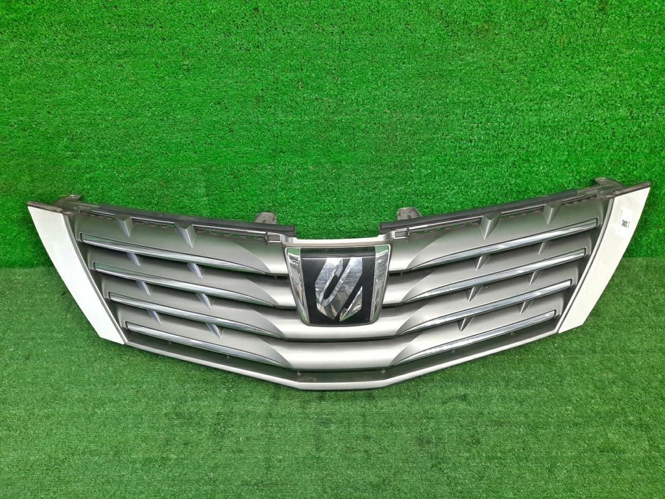 Решетка радиатора Toyota Alphard Vellfire Ipsum Estima