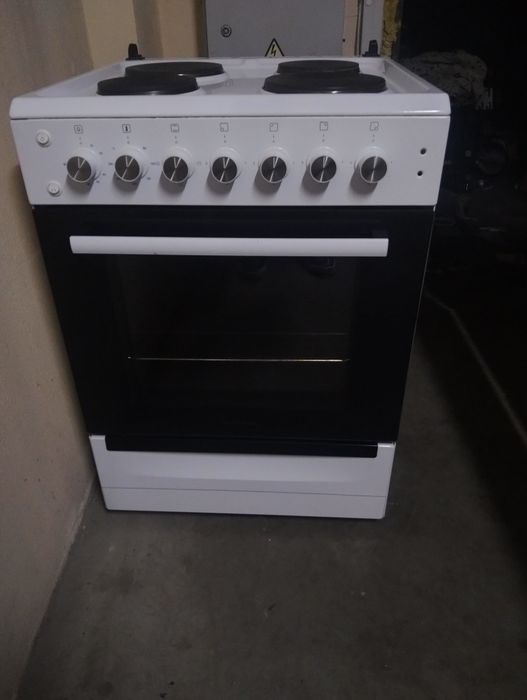 Продам электроплиту