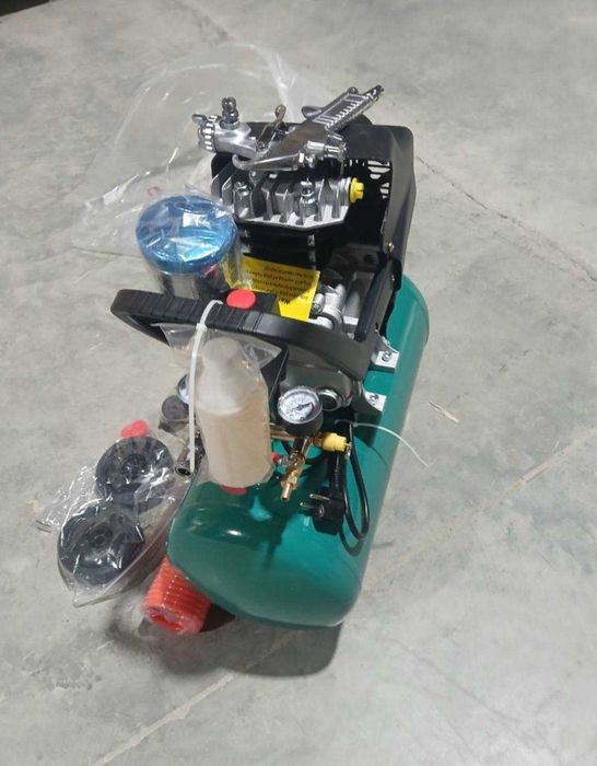 kompressor 100l 220volt yangi kompressor