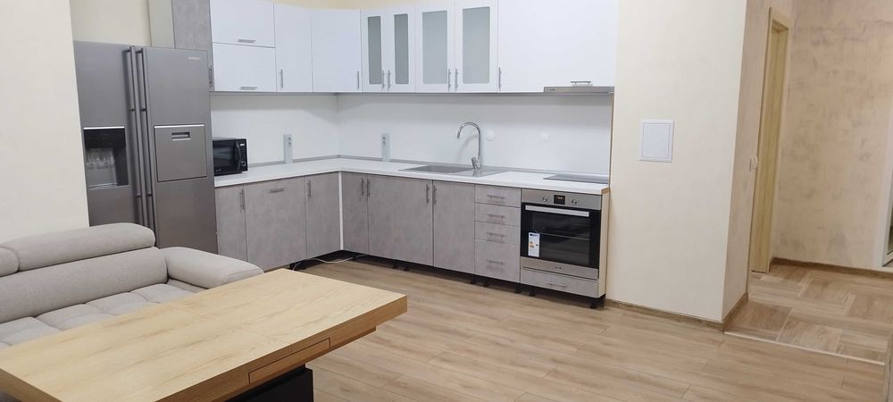 Дава се под наем Тристаен апартамент в Бургас, Изгрев - 73 кв.м за 628.32 € - Снимка #4