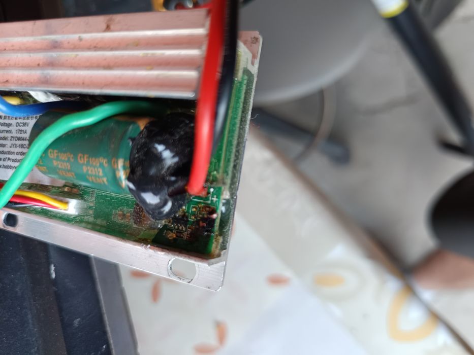Vând trotineta electrica evercros