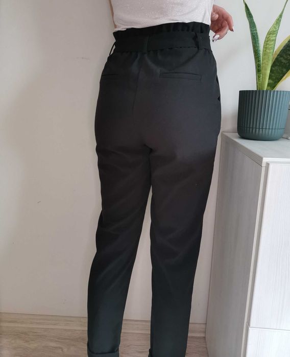 Pantaloni eleganti paperbag talie inalta negri marimea 32 XXS