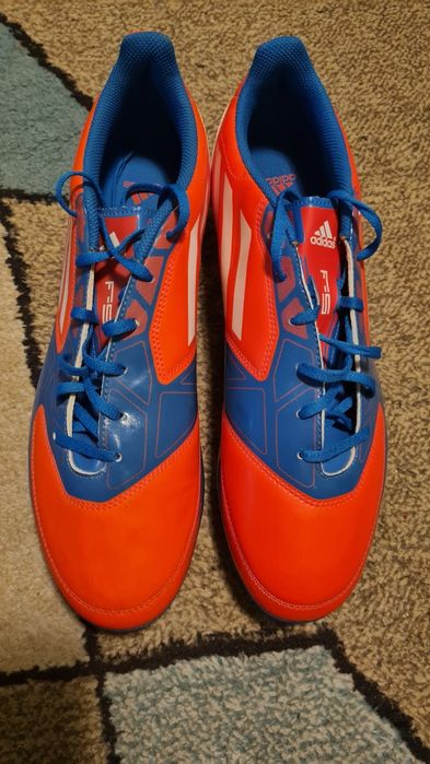 Ghete fotbal Adidas noi 46