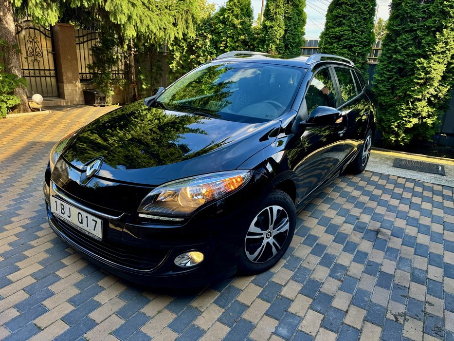 RENAULT Megane 2013 — imagine 2