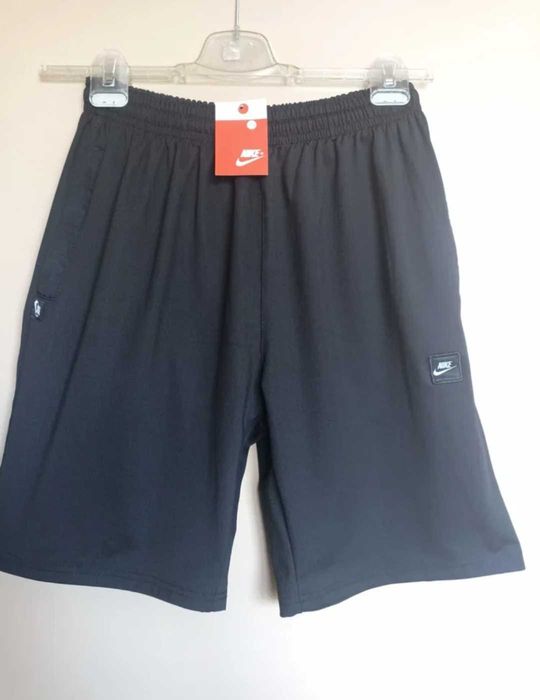 Къси мъжки панталони