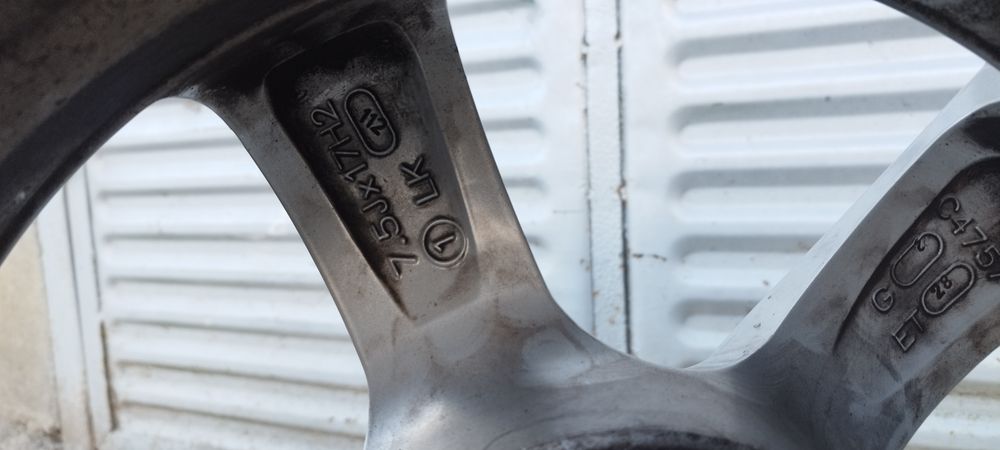 Алуминиеви за audi q3 ,17 цола 5x112