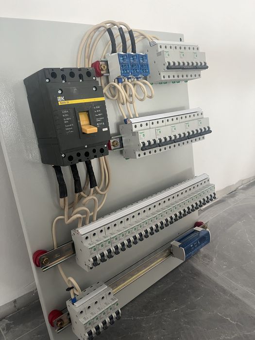 Электрик. Услуги электромонтажа в Астане