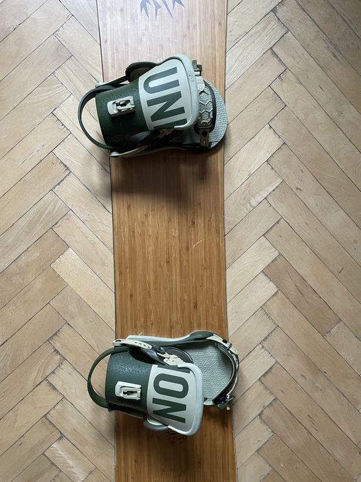 Placa snowboard jones hovercraft 156 powder si legaturi Union