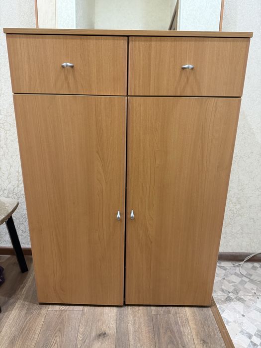 Обувница с зеркалом