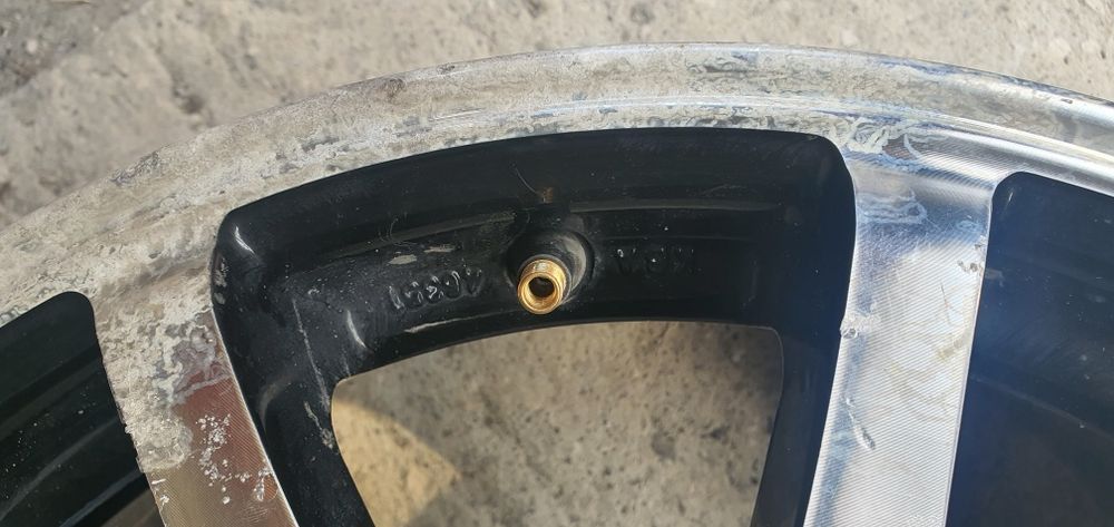 DEZENT 5 x 114,3 джанти 7Jx16 ET40