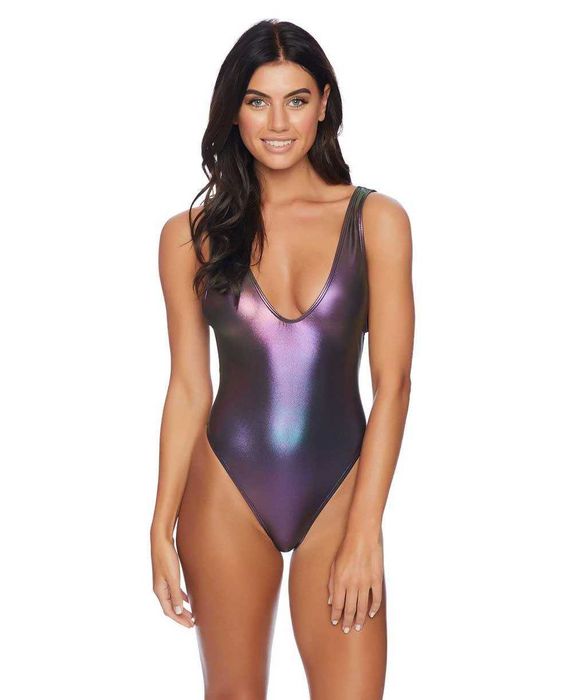 NOU! Costum de baie intreg Sports Illustrated