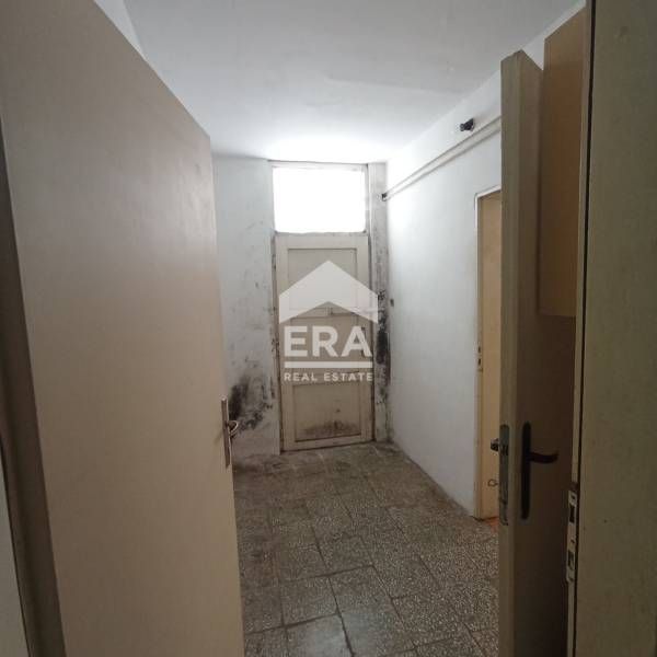 Дава се под наем Магазин в София, Люлин 3 - 83 кв.м за 511 € - Снимка #8