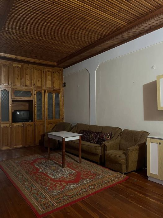 8 соток Олмазарский ор-р Келес моста 1 км