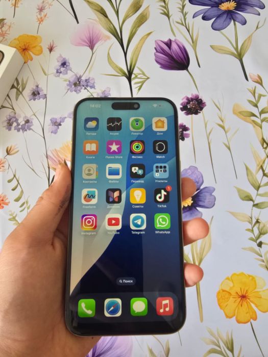 Продам или обменяю iPhone 15 pro max 512gb Silver Titan version