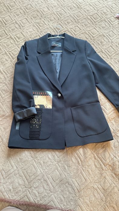 Продам женский пиджак бу