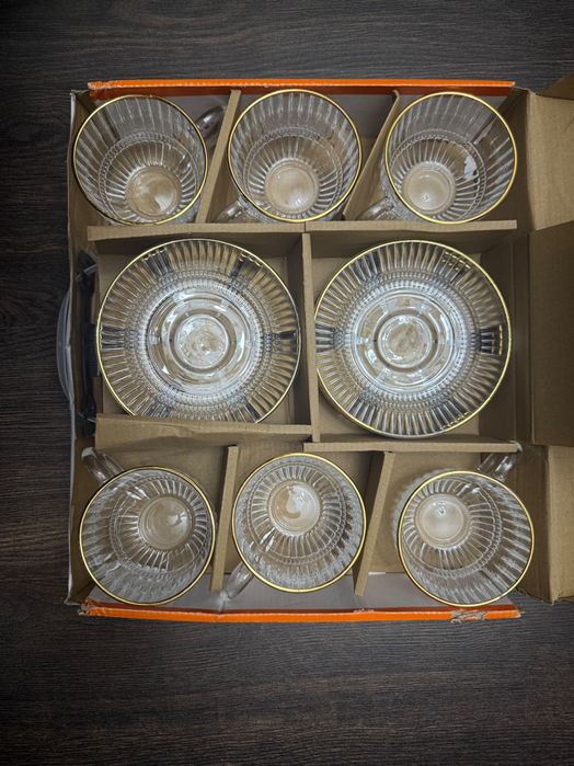 Набор: чашки, блюдца, 6 шт.