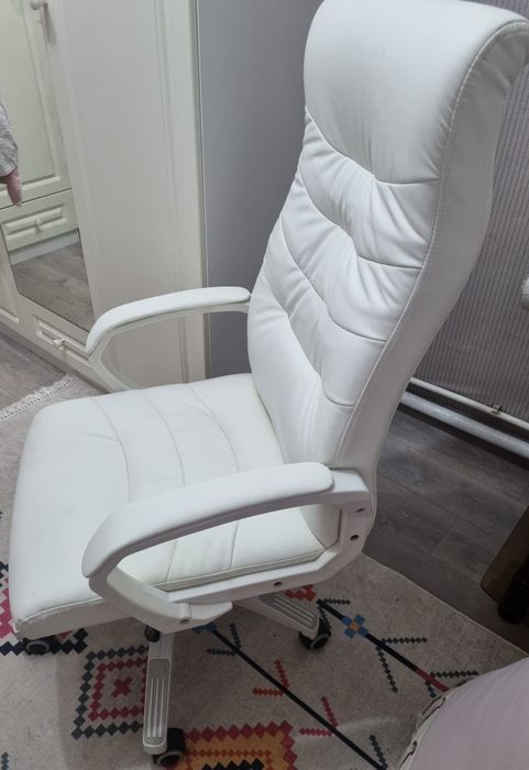 Продам офисное кресло