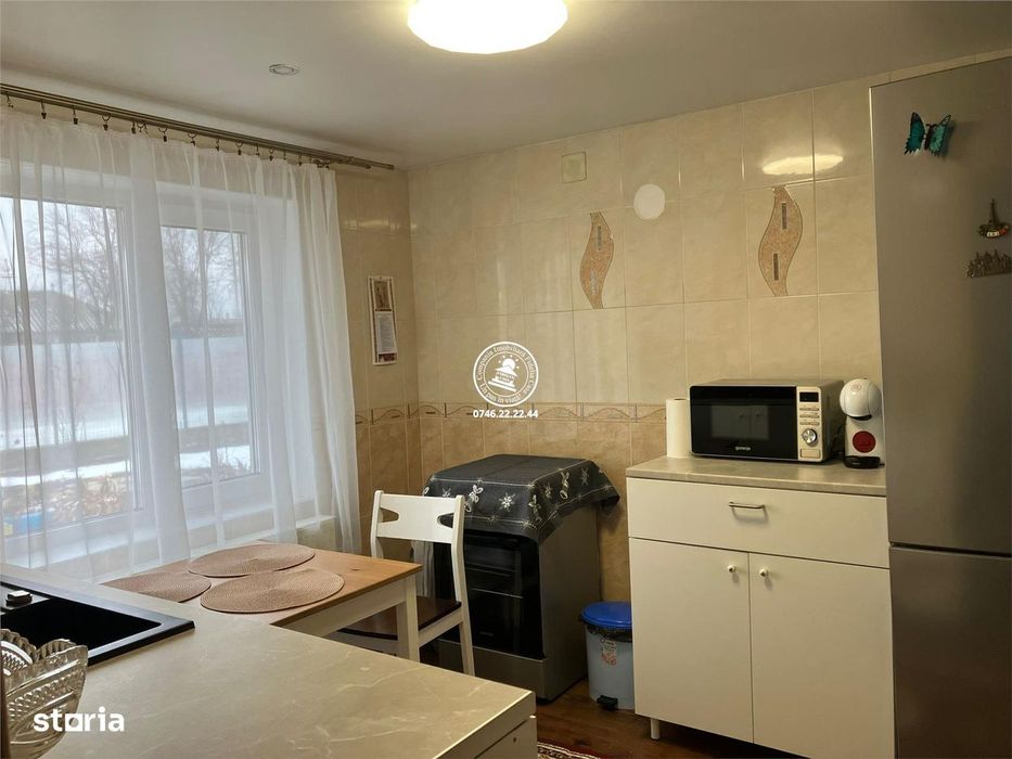 Vila de vanzare Stejari