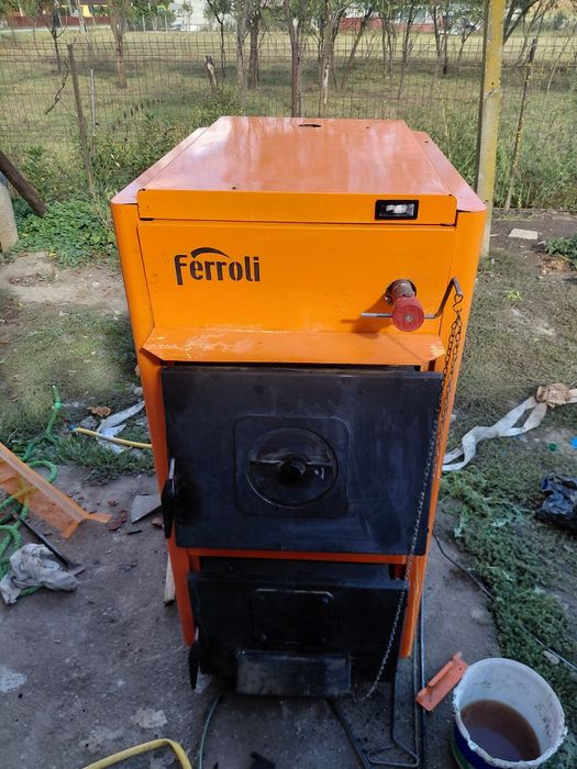 Centrala pe lemn Ferroli de 35 kw