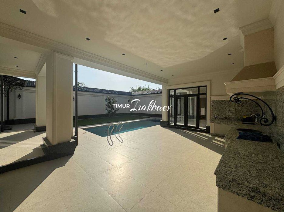 Продам ЕвроДом Мирзо Улугбекский район Центр Луначарского 5 соток