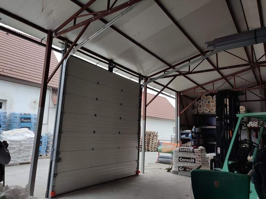 Usi de garaj producător