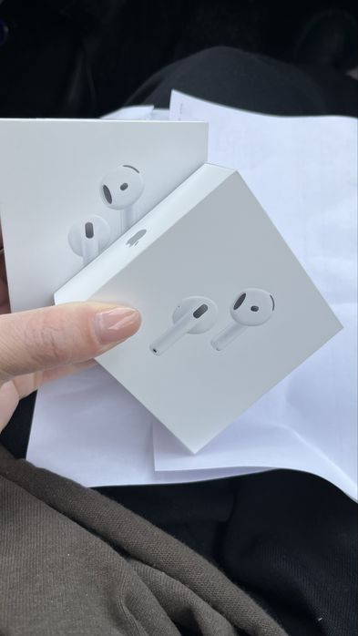 Продам airpods 4.