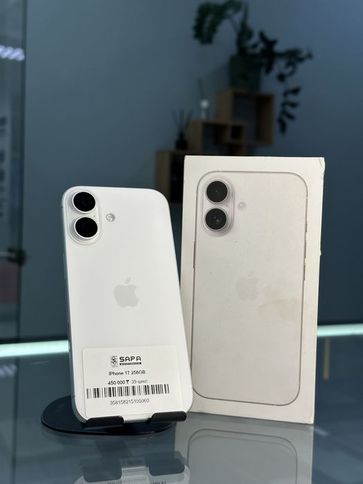айфон 17 белый 39-цикл