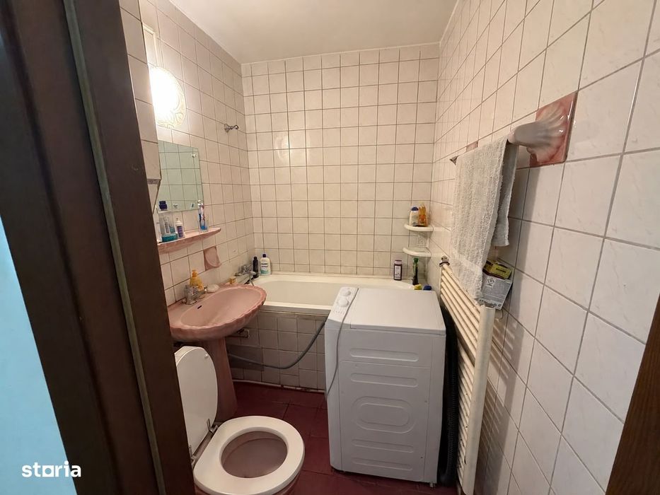Garsonieră de închiriat, Centrul Civic, 28mp