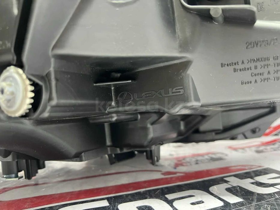 Фары на Lexus NX 2021-н.в