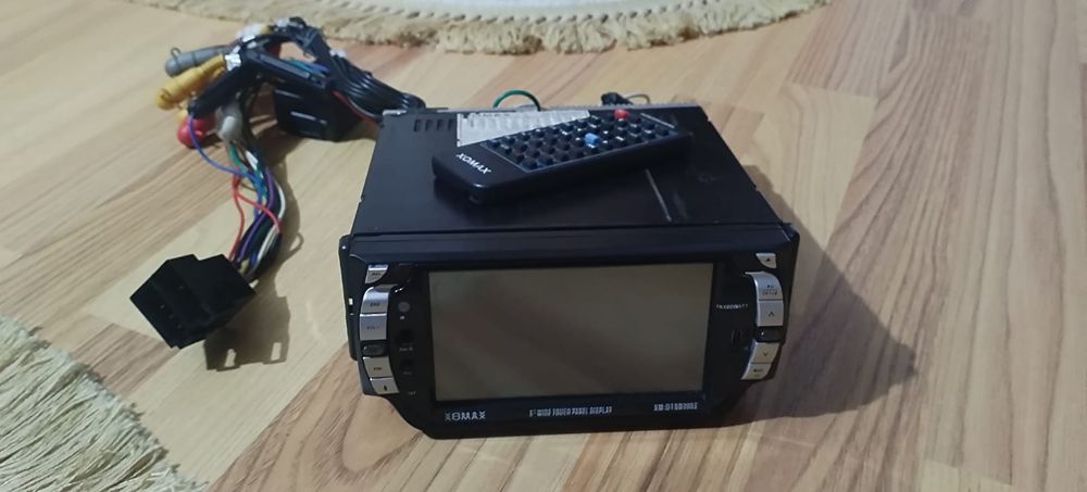 Vind casetofon cu telecomanda
