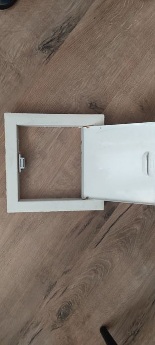 Дверцы металлические