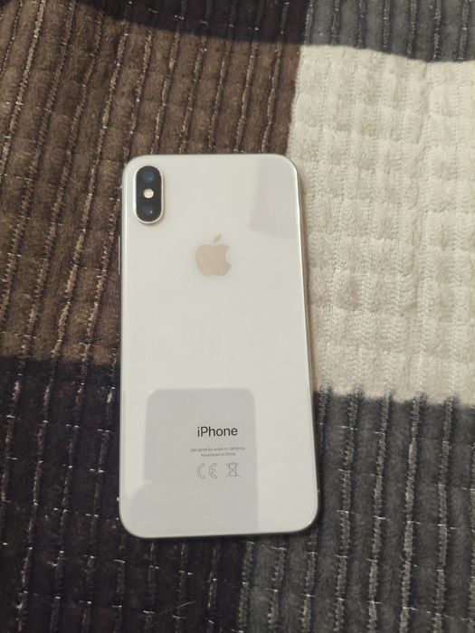 Продам iphone x белого цвета