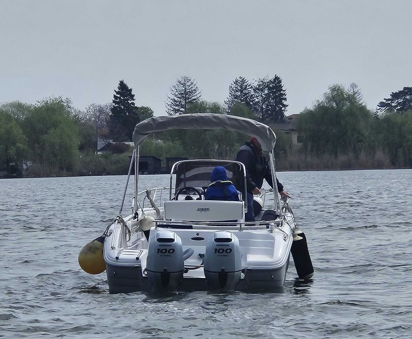 Salupa Ranieri Voyager 640 - echipare 2025(2 motoare noi x 100 Hp)+TVA