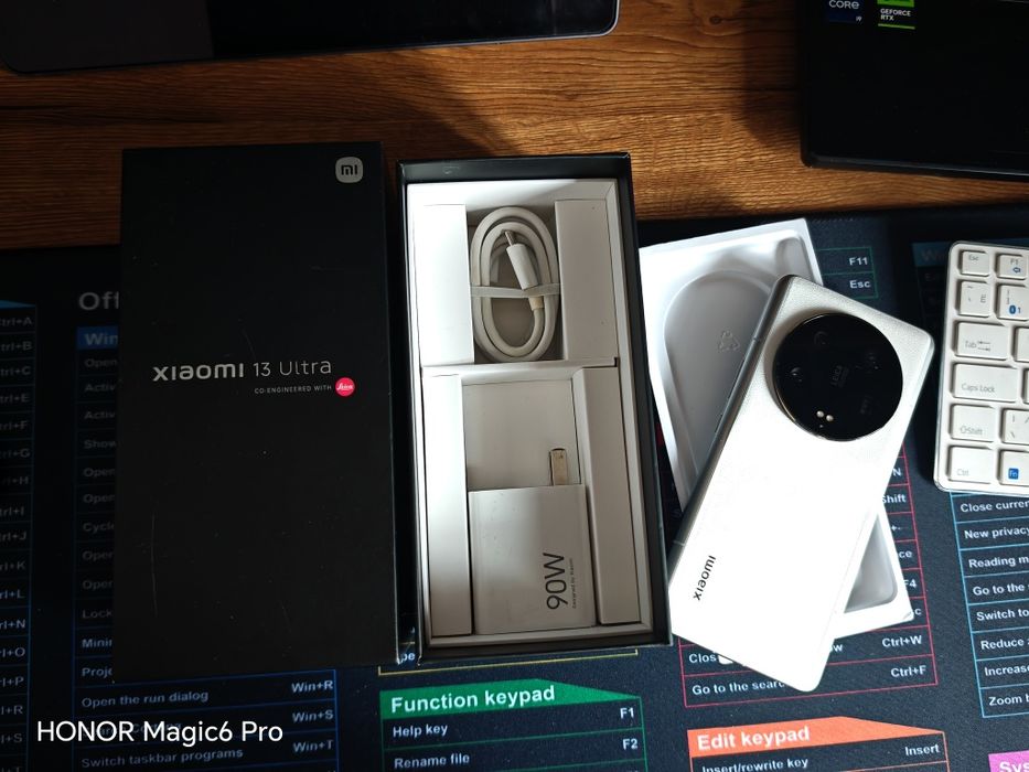 16/512 Xiaomi 13 ultra