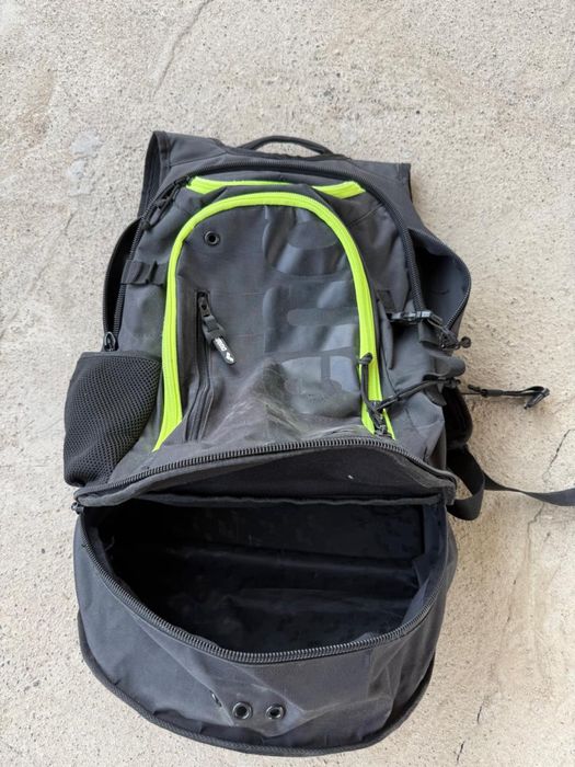 Продам рюкзак Arena 45L