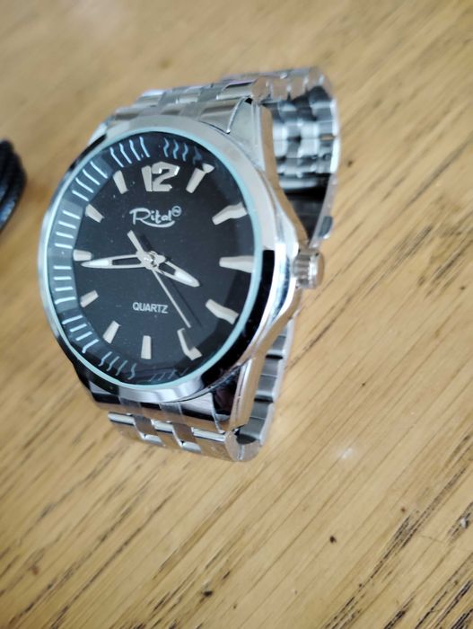 Часовник неизползван нов