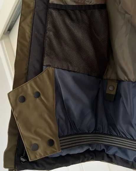 Quiksilver 10K/136 см. детско зимно яке за ски, сноуборд и игри навън