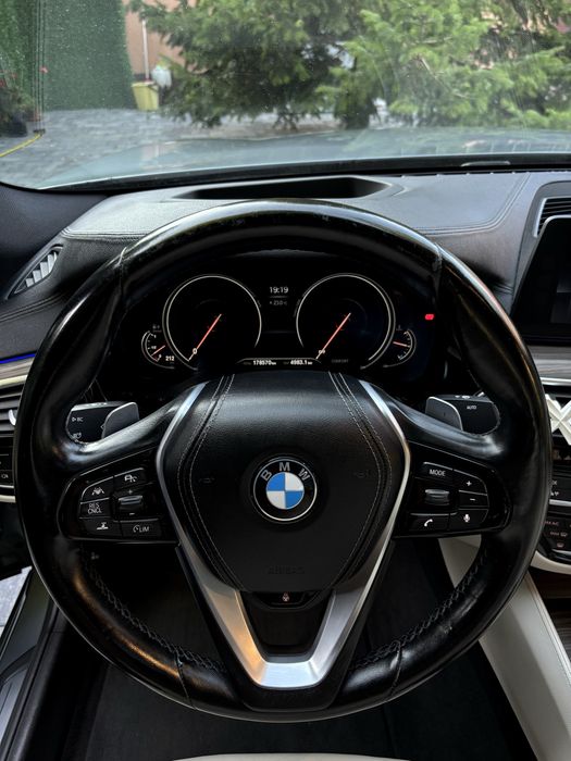 BMW Seria 5 G30 / 2.0 Diesel / 190cp /  Euro 6 / Luxury Line /  Harman & Kardon / Digital Key  /  Digital Cockpit  /  Gesture Control  /  Camera 360•