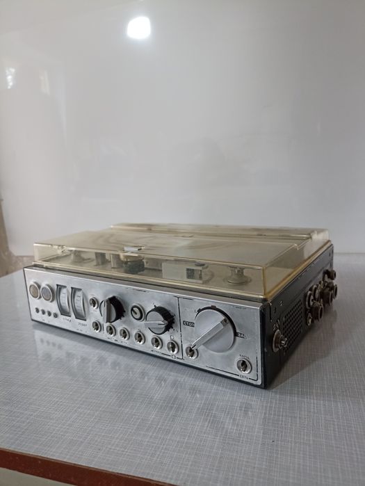 Продам редкий катушечный магнитофон