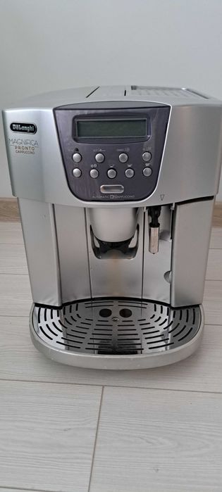 Кафеавтомат Delonghi Magnifica Pronto Cappuccino