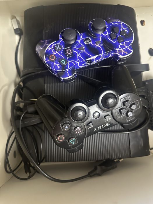 Playstation 3 сатылады жаксы жагдайда тур срочно акша керек