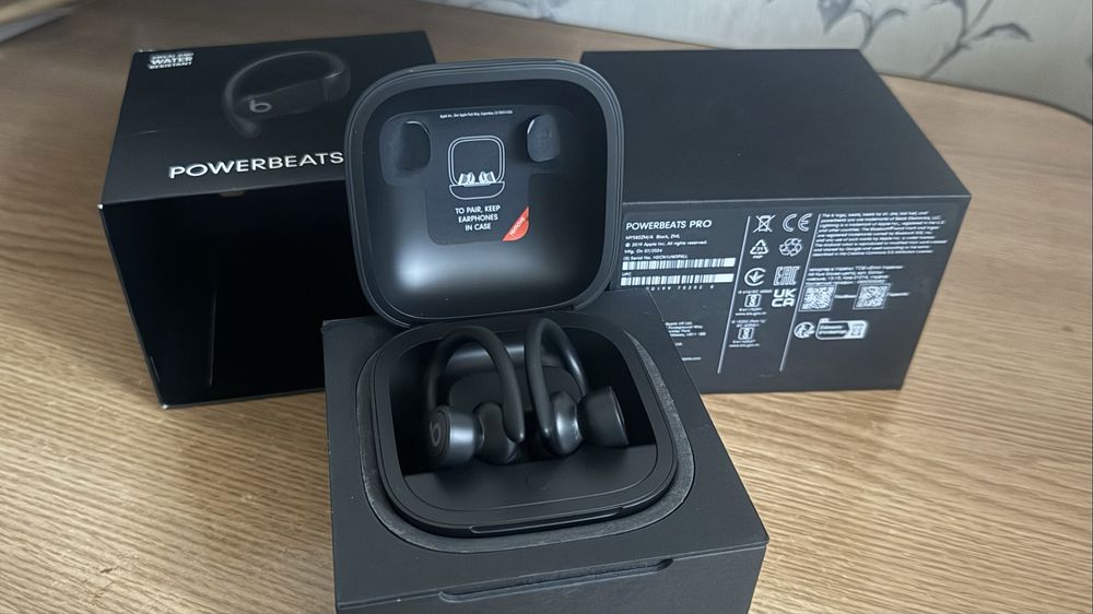 Casti bluetooth In Ear Apple Powerbeats PRO