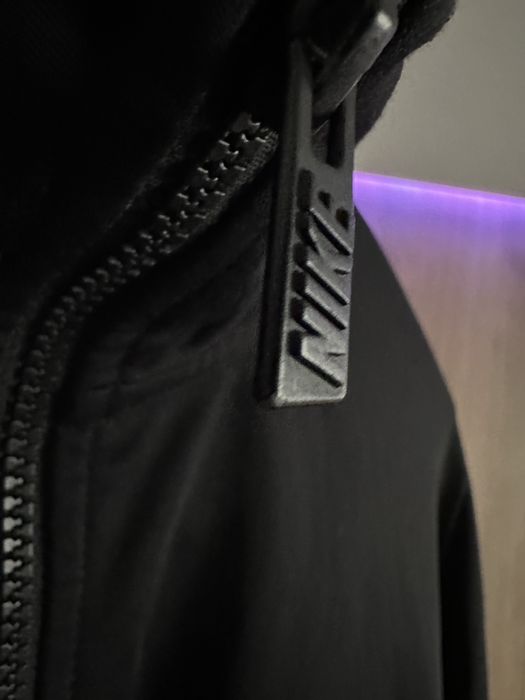 Nike спортно яке с цип черно размер M