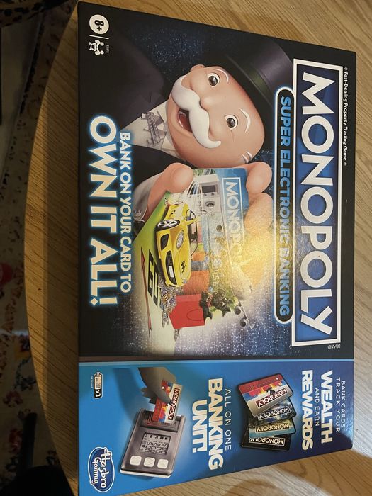 Игра MONOPOLY чисто нова!
