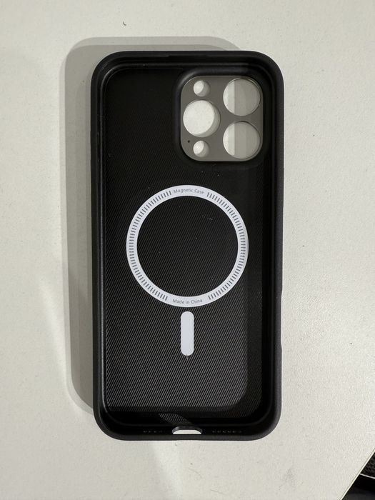 Чехол для iPhone 16 pro max кожа с металлом magSafe