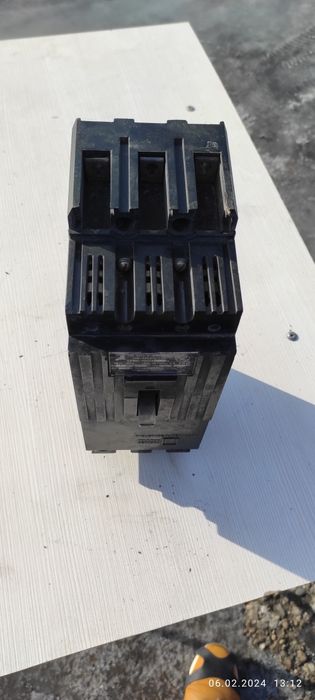 Автоматический выключатель