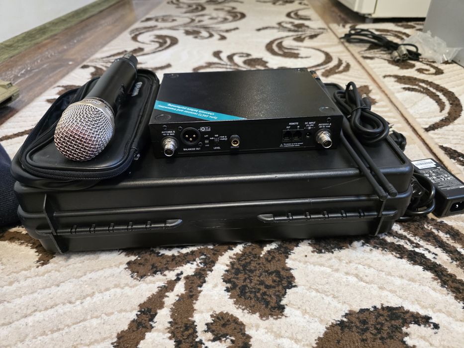 Microfon  wireless MiPro(nu shure sennheiser akg )