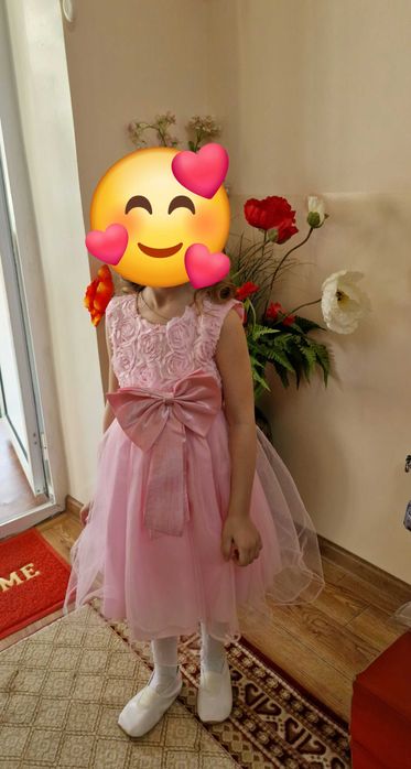 Платья нарядные для девочек.